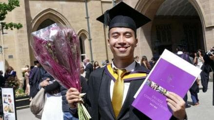 Kisah Inspiratif Vidi Aldiano, Hidup dengan 1 Ginjal hingga Cum Laude di University Of Manchester