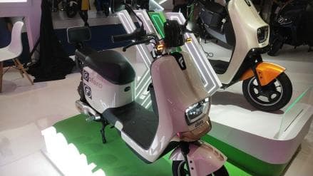 Intip Deretan Motor Listrik Murah di IIMS 2023, Mulai Rp5 Jutaan