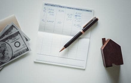 Cek Bunga Deposito BCA Terbaru 2023, Tertinggi sampai 4 Persen