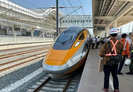 Catat, Kereta Cepat Jakarta-Bandung akan Beroperasi Komersial pada Oktober 2023