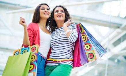 Gaya Hidup Hedonisme: Mengejar Kenikmatan dalam Kehidupan