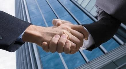 Usaha Berbentuk Firma Biasanya Bergerak di Bidang Apa Saja?