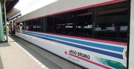 Kereta Api Eksekutif di Indonesia, Salah Satunya KA Argo Bromo Anggrek
