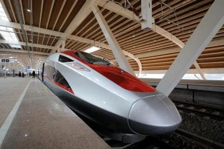 Simak Tiga Cara Beli Tiket Kereta Cepat Whoosh