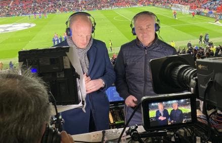 Kisaran Gaji Komentator Sepak Bola yang Ternyata Cukup Fantastis