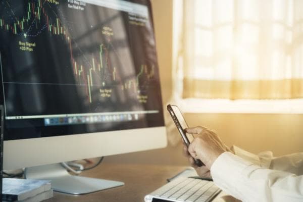 Jelang Akhir Gelaran Rights Issue, Saham PANI Melesat 25 Persen