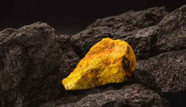 Harga Komoditas Uranium Terbang 80 Persen Setahun