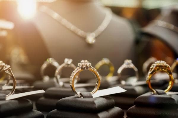 Berapa Harga Cincin Emas Tunangan 1 Gram? Simak Kisarannya