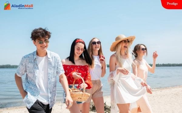 Liburan No Ribet, Cobain Yuk Pakai Baju ke Pantai Simple Ini 