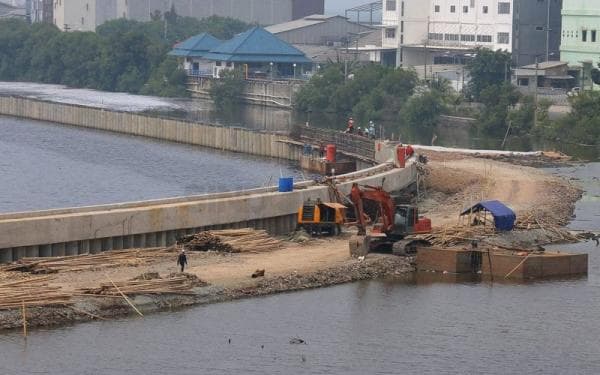 Fase Awal, Proyek Giant Sea Wall Pantura Butuh Anggaran Rp164,1 Triliun