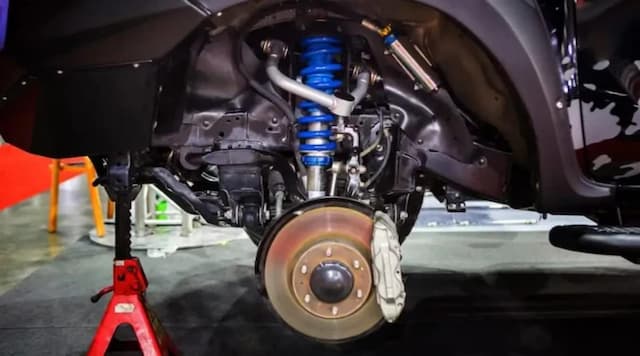 Kaki-Kaki Mobil Bunyi saat Jalan? Waspada Sebelum Mudik Cek Bagian Ini