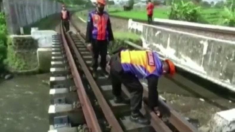 Dampak Gempa Pacitan M 6,4 Hari Ini, KAI Daop 9 Jember Asesmen Jalur Kereta