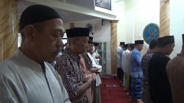 Niat Shalat Gerhana Bulan Berjamaah, Lengkap dengan Tata Cara dan Keutamaan