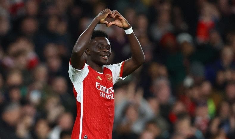 Saka Jadi Nomor 10? Kejutan Arteta Bisa Guncang Perburuan Gelar Arsenal