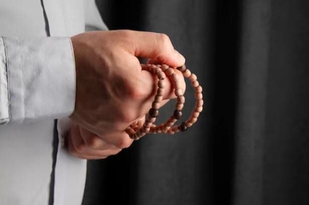 7 Amalan Bulan Rajab Berlimpah Pahala bagi Umat Islam, Nomor 6 Paling Utama