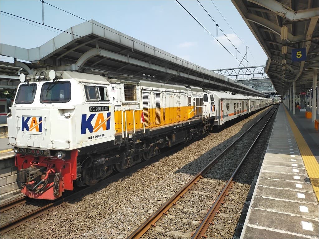 Long Weekend Kenaikan Yesus Kristus, KAI Daop 1 Jakarta Tambah 9 Perjalanan Kereta Api