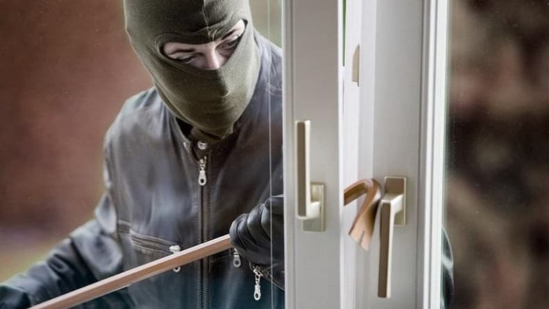 Perampok Berpakaian Ninja Satroni Rumah Mewah di Makassar, ART Nyaris Diperkosa