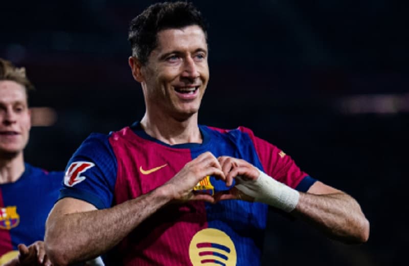 Barcelona Bidik Bintang Premier League untuk Pengganti Lewandowski Barcelona Bidik Bintang Premier League untuk Pengganti Lewandowski