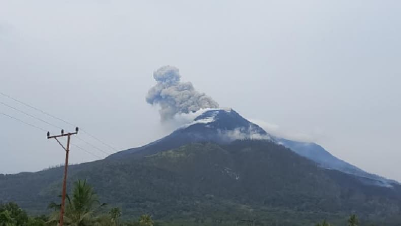 Gunung Lewotobi Laki-Laki Kembali Erupsi, Wisatawan Diminta Tak Beraktivitas Radius 5 Km