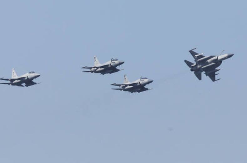 Jet-Jet Tempur Pakistan Bombardir Ibu Kota Kabul Afghanistan