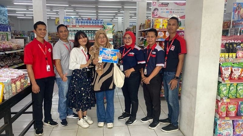 Geledek Alfamidi, Belanja Sekarang dan Dapatkan Kejutan Logam Mulia 25 Gram! Geledek Alfamidi, Belanja Sekarang dan Dapatkan Kejutan Logam Mulia 25 Gram!