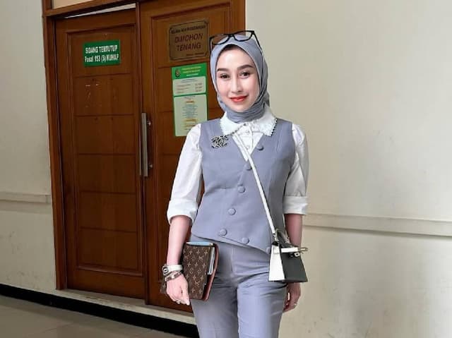 Reza Gladys Siap Laporkan Doktif jika Terus Bongkar Rahasia Dagang Produk Kecantikannya