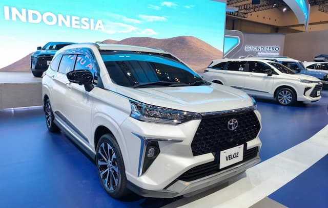 Harga BBM Naik, Toyota Akui Pasar Bergeser ke Mobil Hybrid Harga BBM Naik, Toyota Akui Pasar Bergeser ke Mobil Hybrid