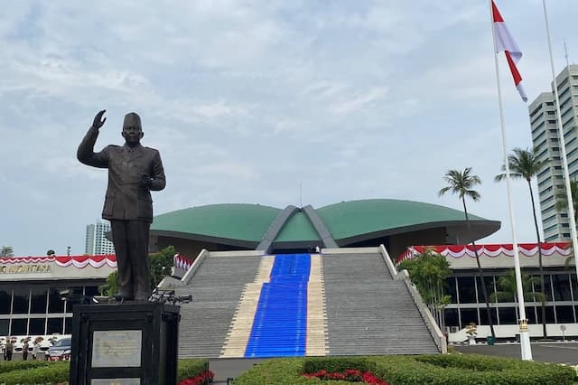 11 Juta Peserta PBI BPJS Kesehatan Dinonaktifkan, DPR Nilai Berpotensi Langgar HAM