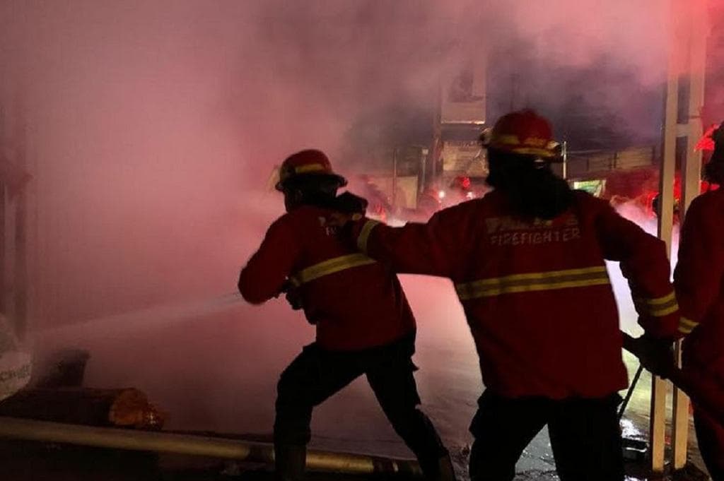 Kebakaran Ruko di Padang, Pemilik Tewas Terjebak Kobaran Api