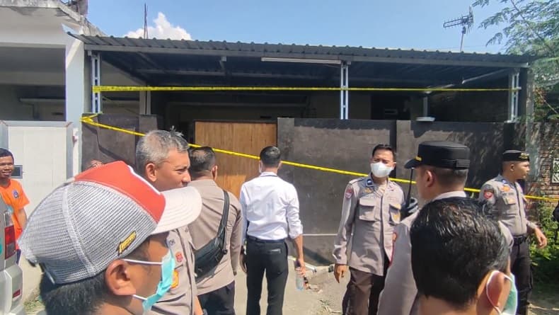 Lombok Barat Gempar, Mayat Wanita Muda Ditemukan Dicor Beton