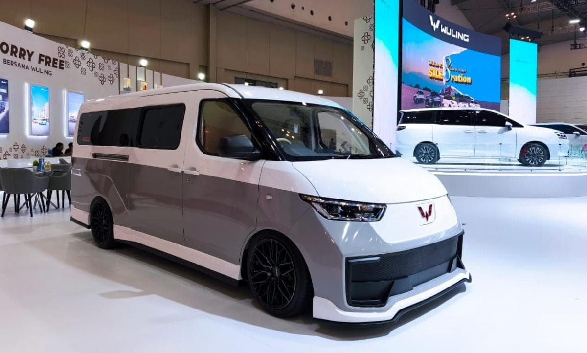 Bersaing di Segmen Kendaraan Listrik Komersial, Wuling Produksi Mitra EV di Indonesia