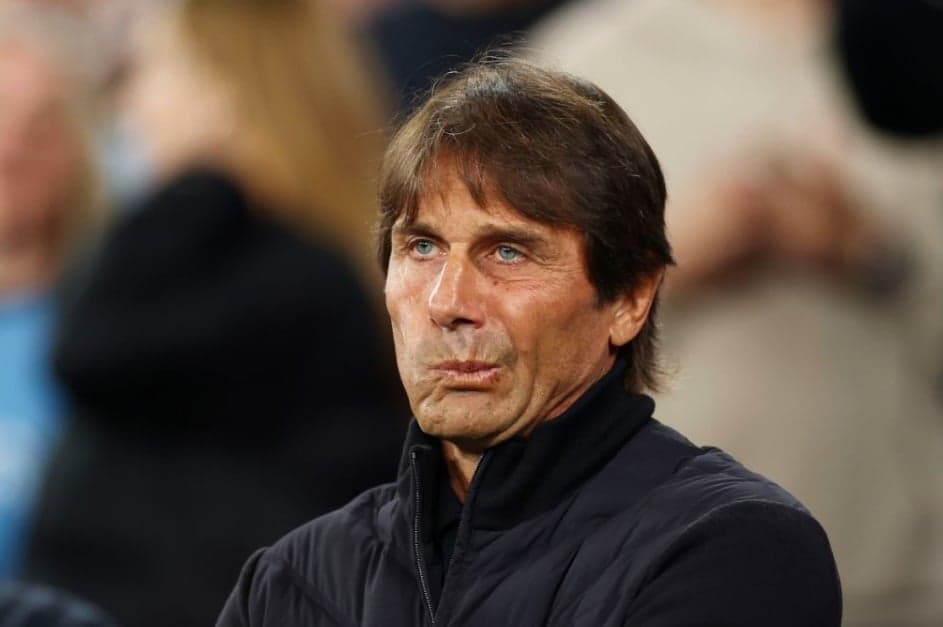 Napoli Tersingkir dari Coppa Italia, Antonio Conte Murka dan Sindir Wasit serta VAR