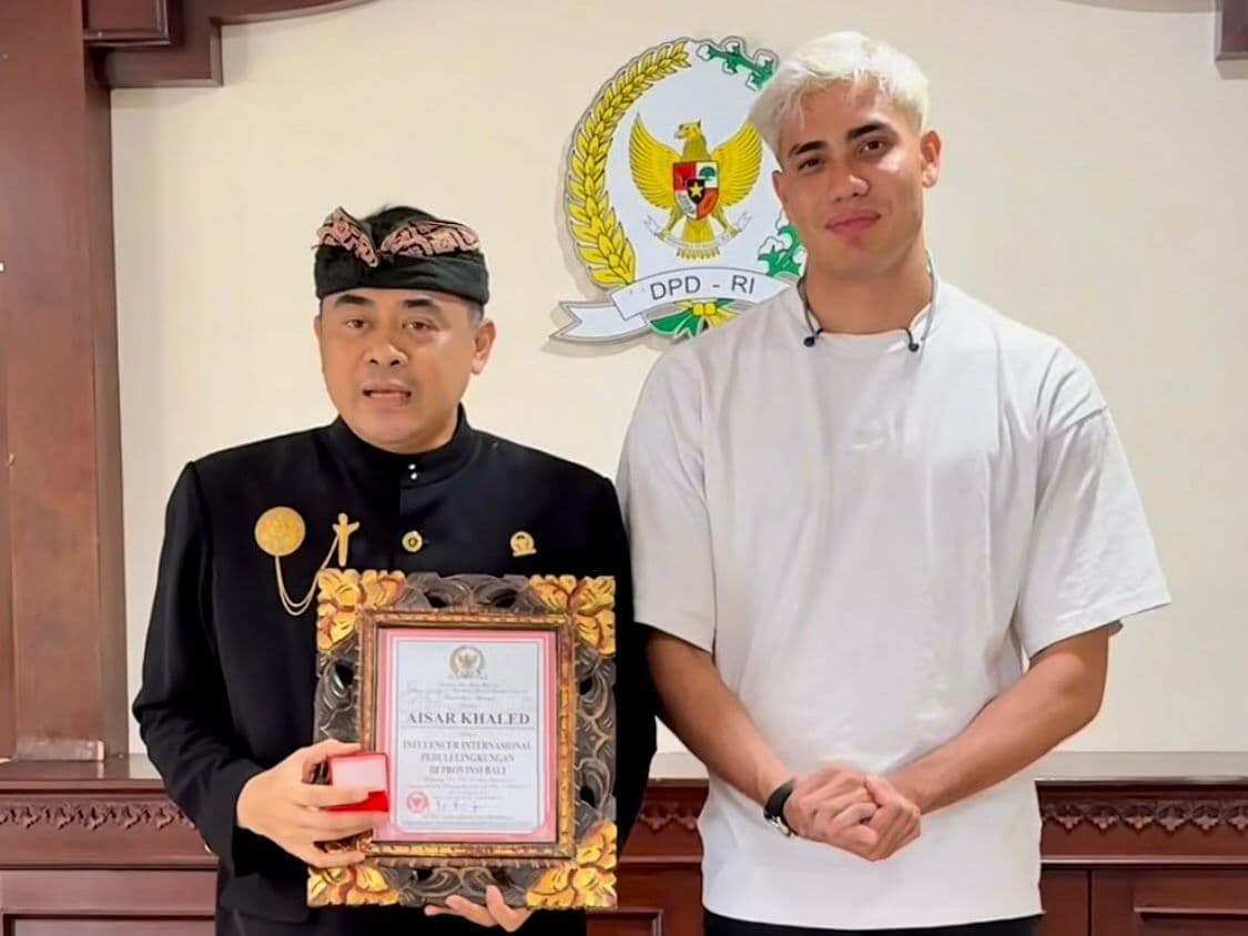 Viral Aisar Khaled Diberi Piagam Spesial dari Senator usai Bantu Korban Banjir Bali