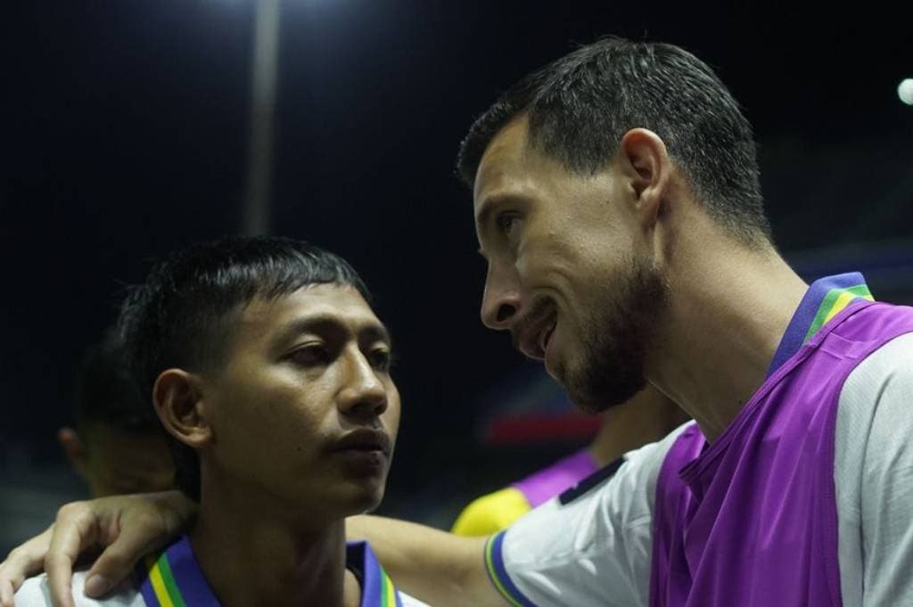 Thom Haye Puji Habis Beckham Putra usai Cetak Dua Gol untuk Timnas Indonesia