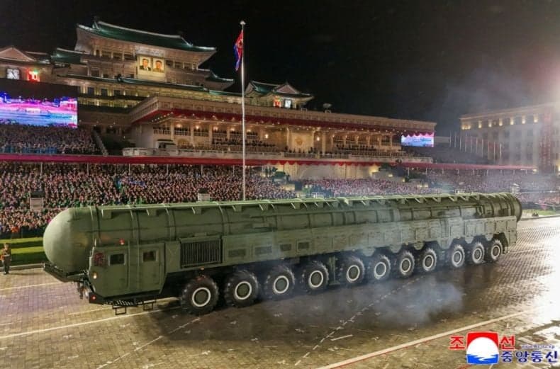 Diplomasi Rudal, Kim Jong Un Pamer Senjata Nuklir Baru untuk Rayu Rusia dan China?