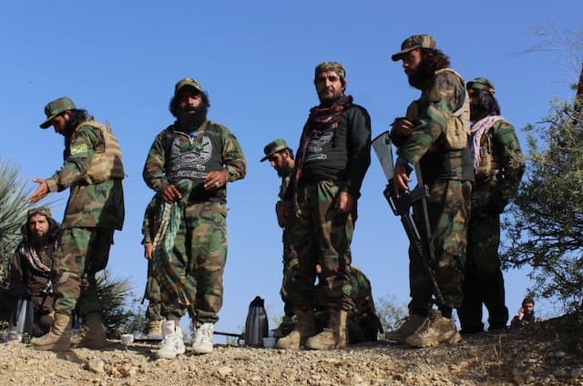 Serangan Brutal, Pakistan Klaim Bunuh 58 Tentara Afghanistan dan Hancurkan 30 Tank