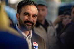 Jabat Wali Kota Muslim New York Pertama, Mamdani Simbol Perlawanan Minoritas di AS