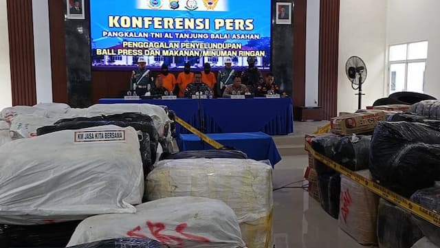 TNI AL Sergap 2 Kapal asal Malaysia Bawa Barang Ilegal di Asahan, 3 Orang Ditangkap