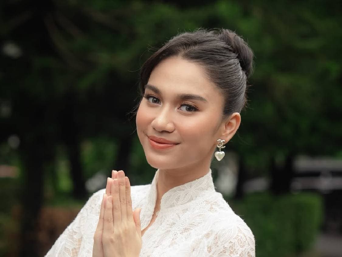 Klarifikasi Azizah Salsha Posting Video Ketemu Harry Styles hingga Ditolak Foto Bareng