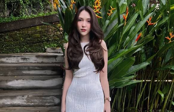 Profil Isabella Viandra, Selebgram Viral Ternyata Adik Tiri Marshanda
