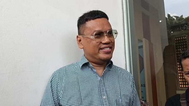 Uya Kuya Lapor Polisi soal Hoaks Kepemilikan 750 Dapur MBG 