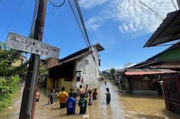 Banjir Landa Dayeuhkolot Bandung, Ketinggian Air Capai 1,5 Meter