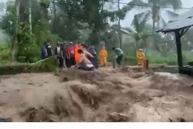 Banjir Bandang Terjang 10 Desa di Sumbawa NTB, 4.572 Warga Terdampak
