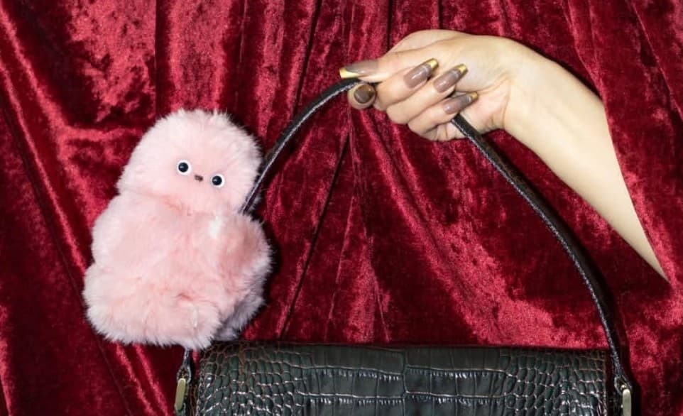 Bisa Gerak Sendiri, Intip Kecanggihan Boneka Robot Mirumi Saingan Labubu