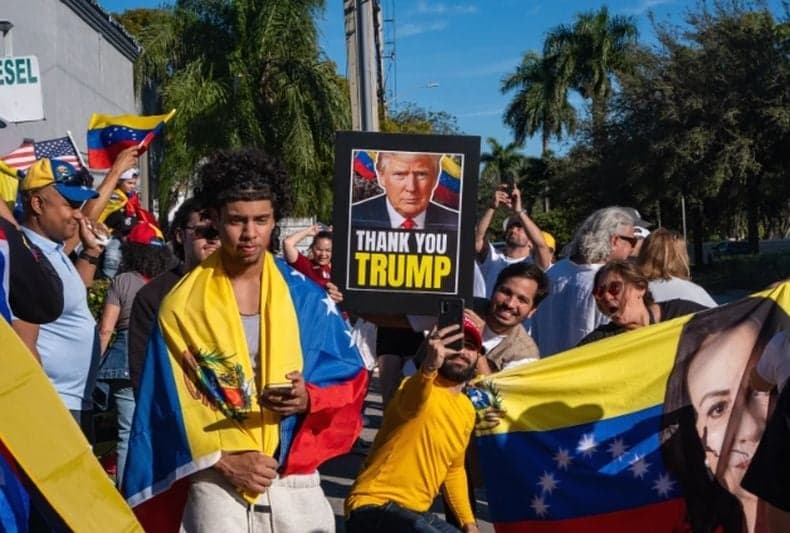 Sebagian Warga Venezuela Rayakan Serangan AS ke Karakas: Terima Kasih Tuhan!