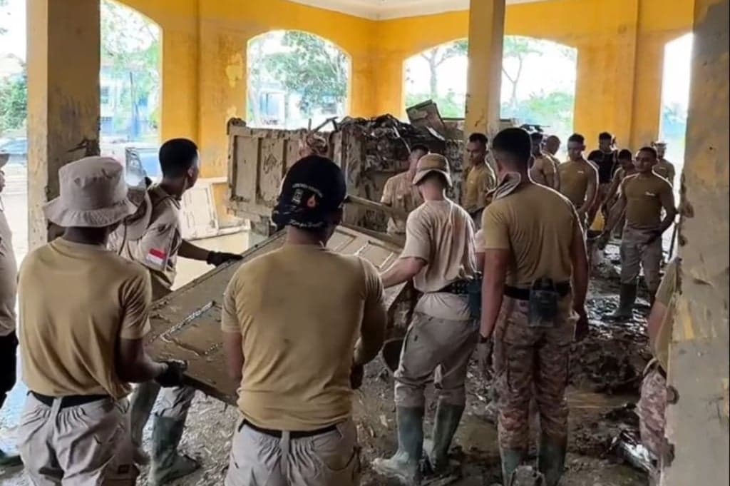 Praja IPDN Gencarkan Bersih-Bersih di Aceh Tamiang, Pelayanan Publik Segera Berjalan