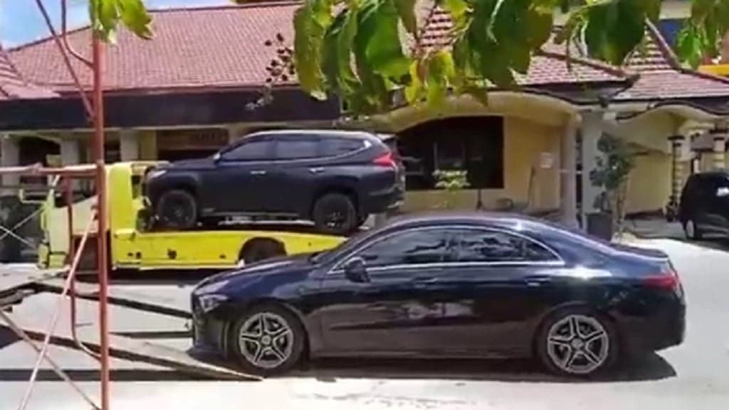 Kasus Korupsi Wali Kota Maidi, KPK Sita 2 Mobil Mewah Milik Ketua PBSI Madiun