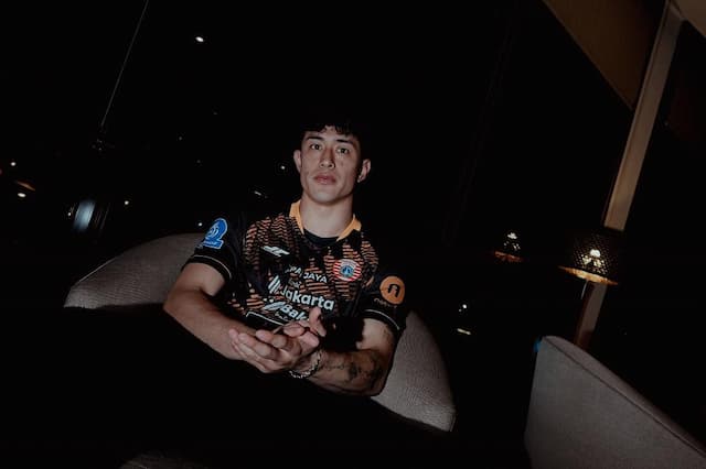 Cyrus Margono ke Persija, Siap Geser Andritany dan Carlos Eduardo