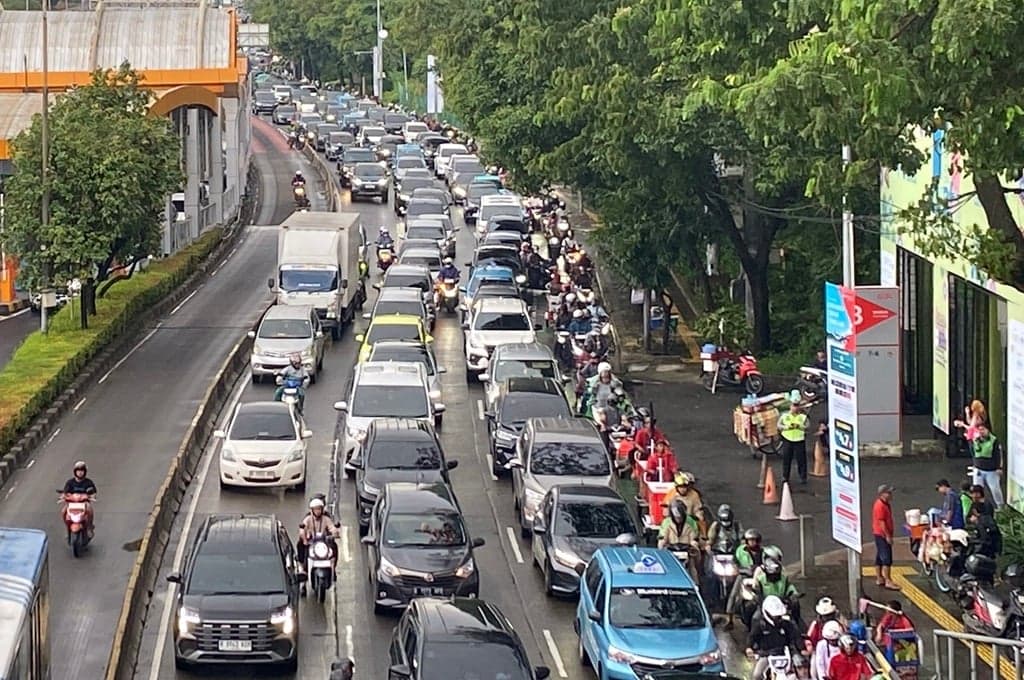 Jelang Final Piala Asia Futsal 2026 Indonesia Vs Iran, Lalin di Sekitar GBK Macet