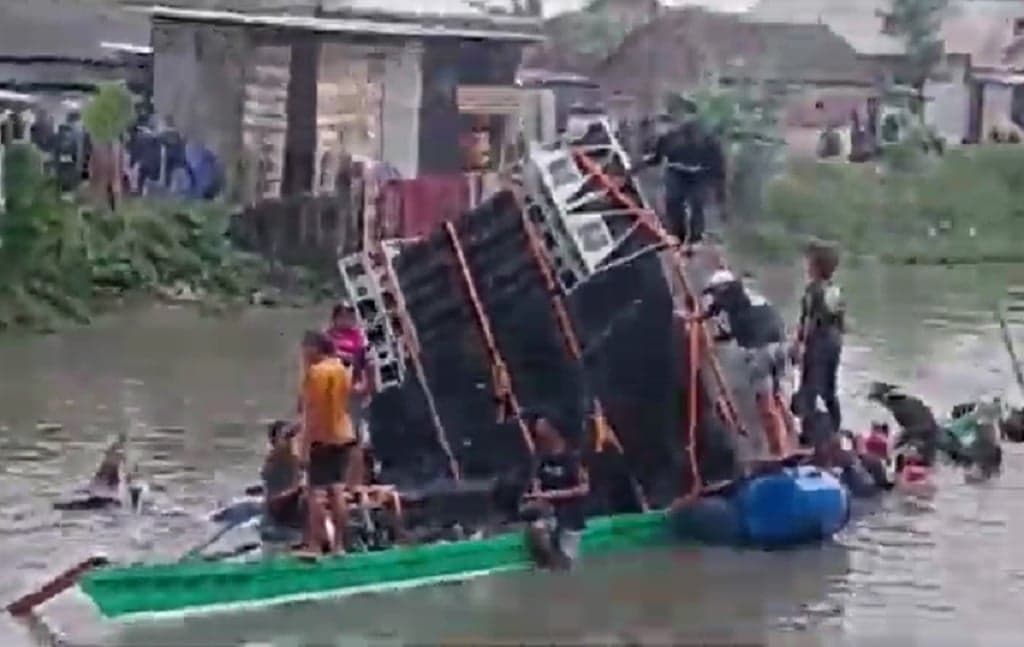 Ramaikan Nyadran, Sound Horeg Senilai Rp75 Juta Tenggelam ke Sungai di Sidoarjo